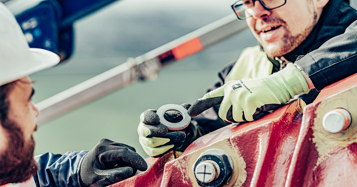 Durable Bolted Joints in Steel Construction